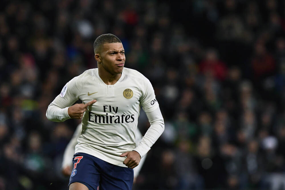 对话张朝阳：AI擅长撰写知识类的文章，但如果是散文，我更愿意读真人写的丨直击乌镇